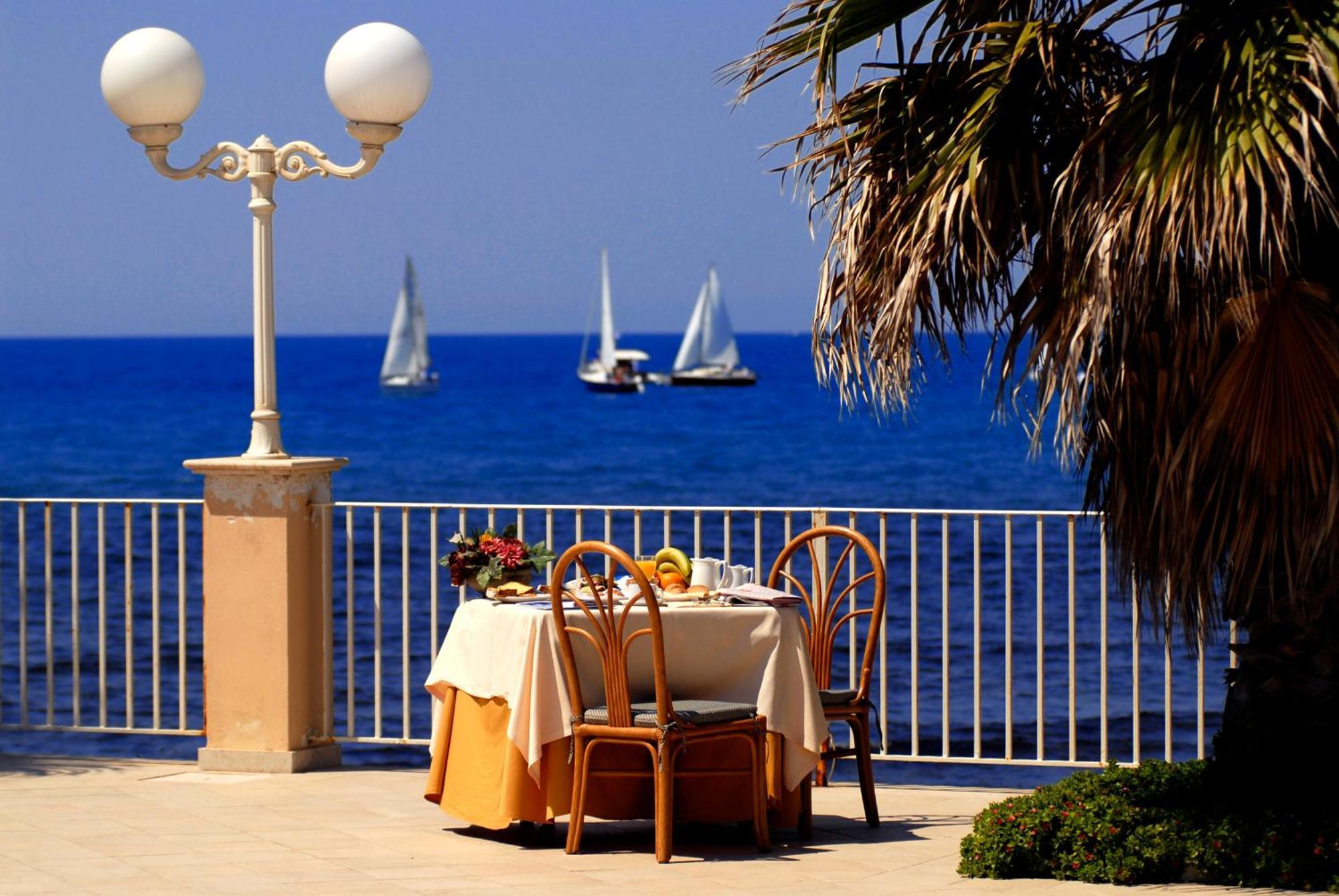 Dioscuri Bay Palace 산리온 외부 사진