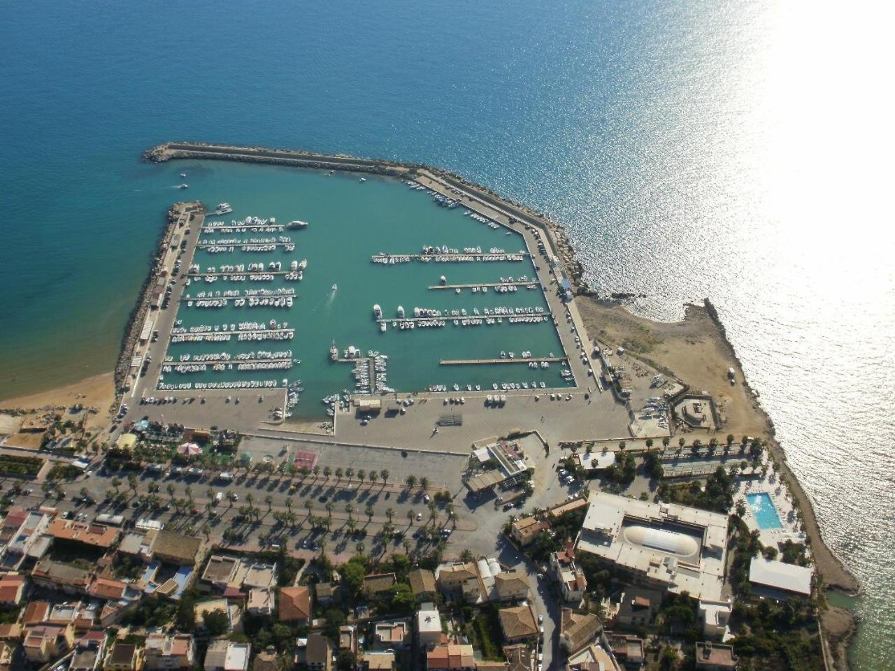 Dioscuri Bay Palace 산리온 외부 사진